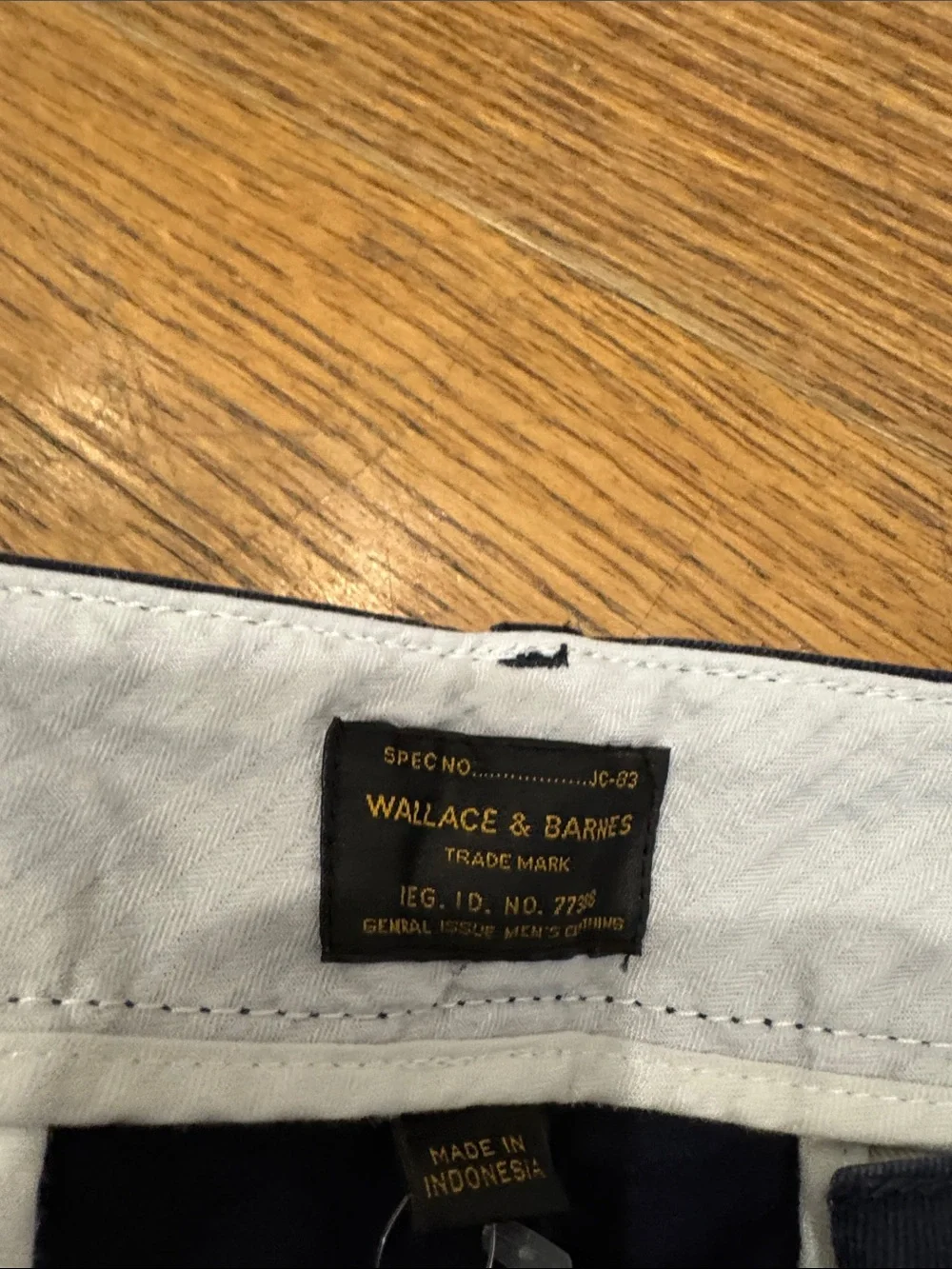 Wallace & Barnes Officer Chino Shorts